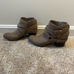 Indigo Rd. Tan Booties